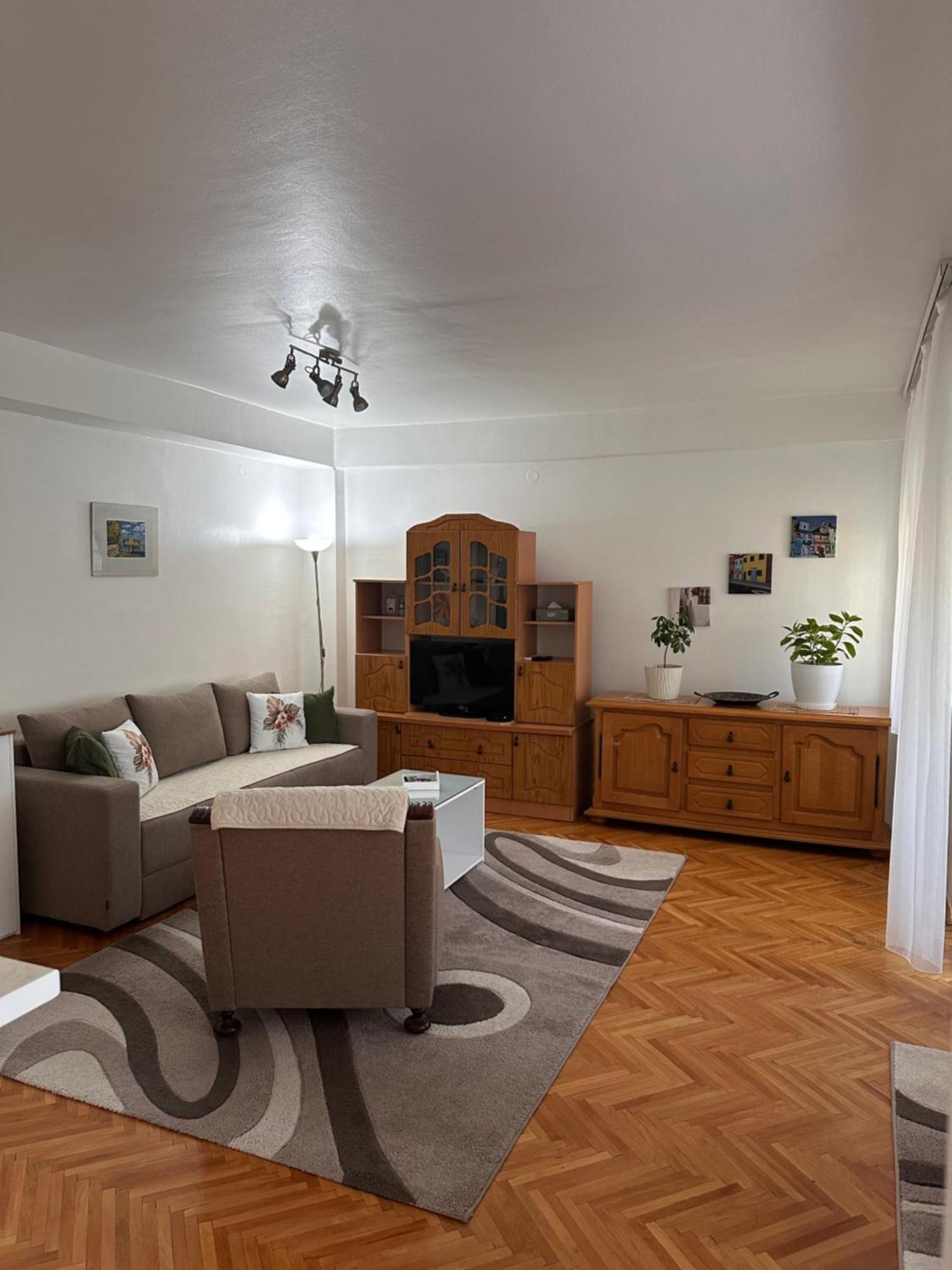 Viktor Apartment Kumanovo Exteriér fotografie